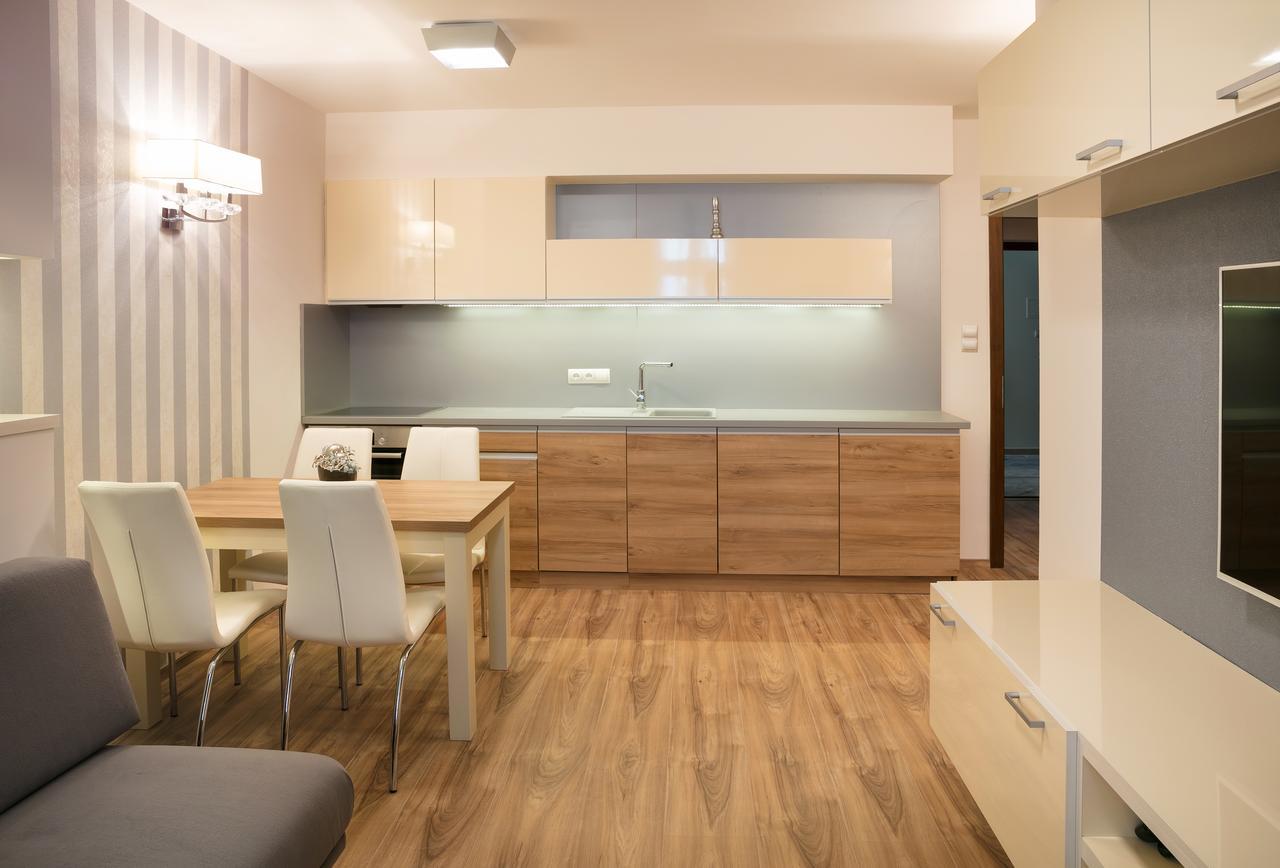 Aparthotel Főtér Rezidencia 2 Győr Esterno foto