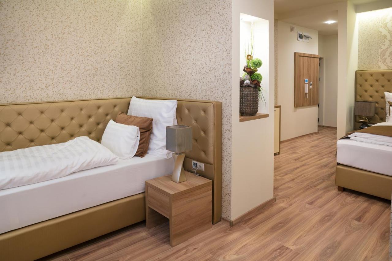 Aparthotel Főtér Rezidencia 2 Győr Esterno foto