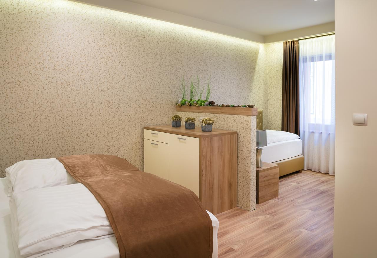 Aparthotel Főtér Rezidencia 2 Győr Esterno foto