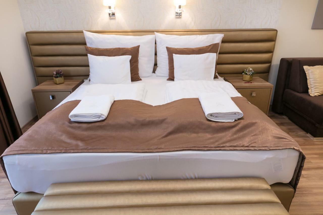 Aparthotel Főtér Rezidencia 2 Győr Esterno foto