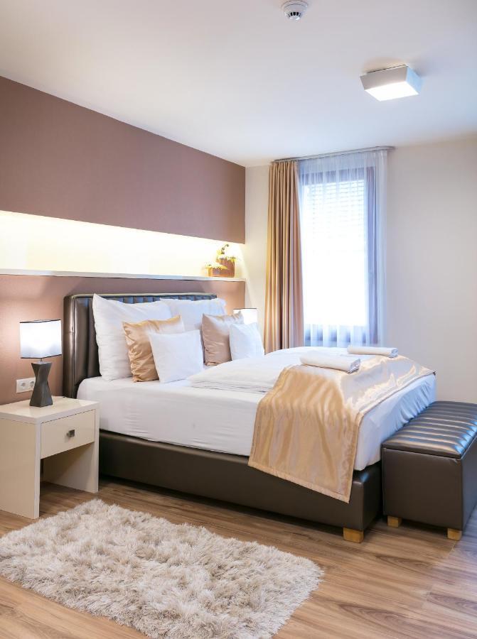 Aparthotel Főtér Rezidencia 2 Győr Esterno foto