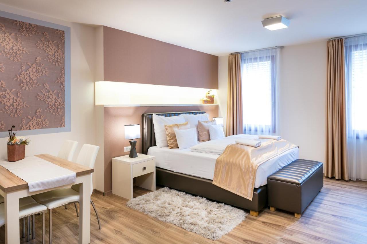 Aparthotel Főtér Rezidencia 2 Győr Esterno foto